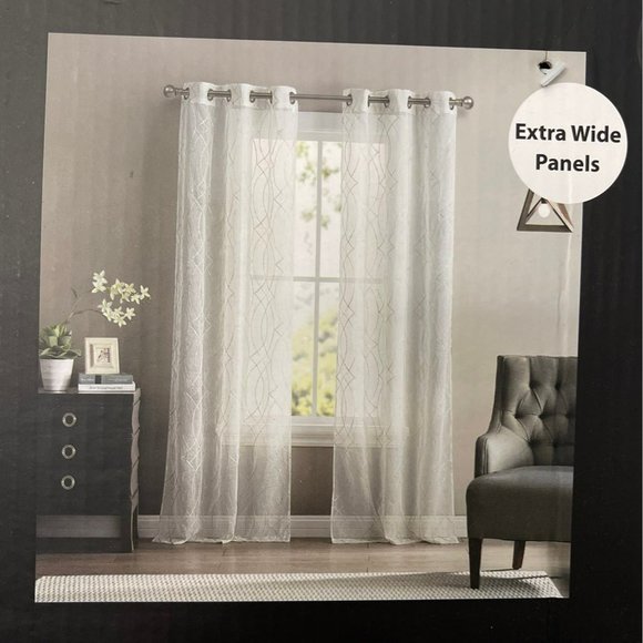 2 sets (4 panels )  Sheer cream and gold EXTRA WIDE window panels - Picture 1 of 11